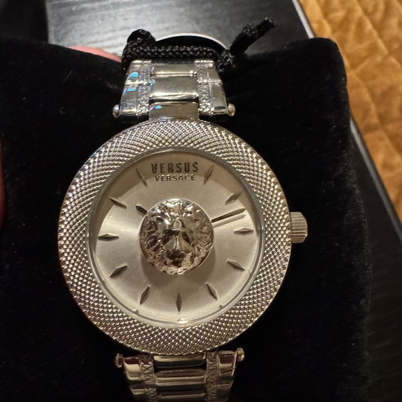Versace Versus Silver Women’s Watch - Picture 4 of 5